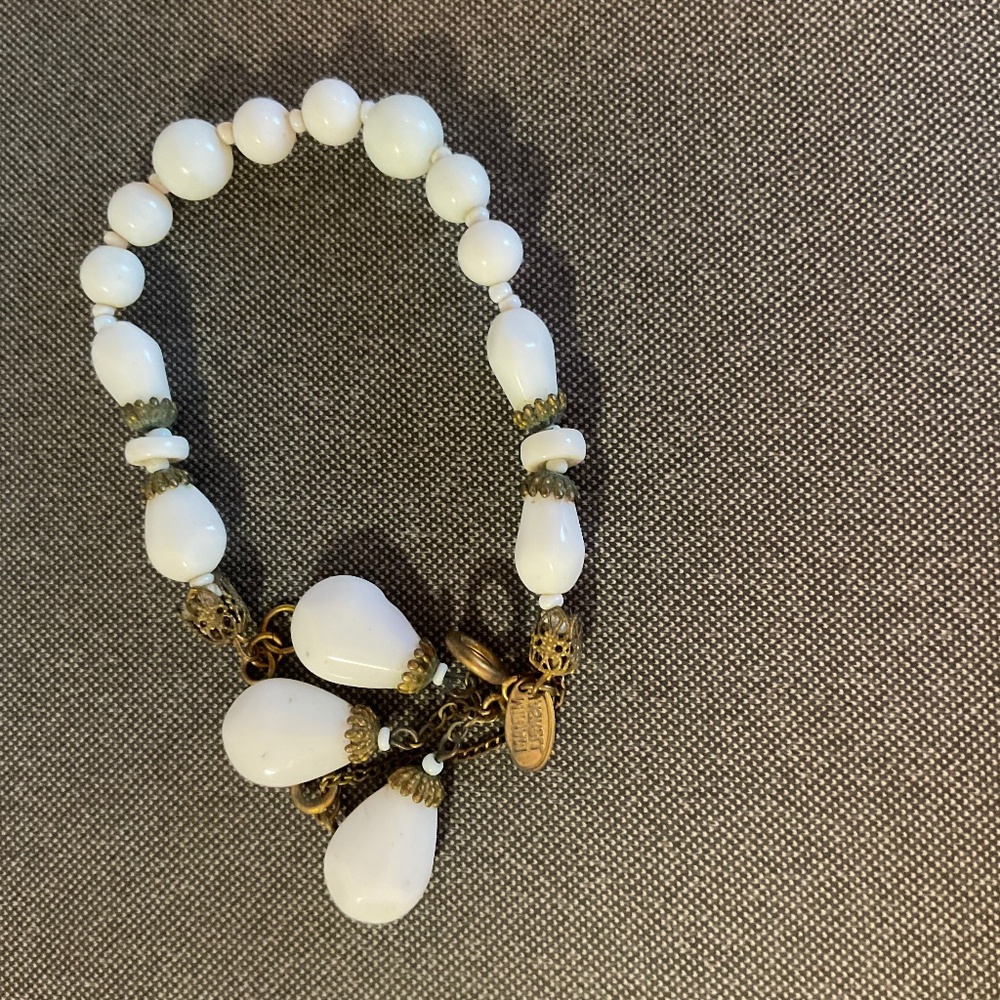 Vintage MIRIAM HASKELL white milk glass bracelet